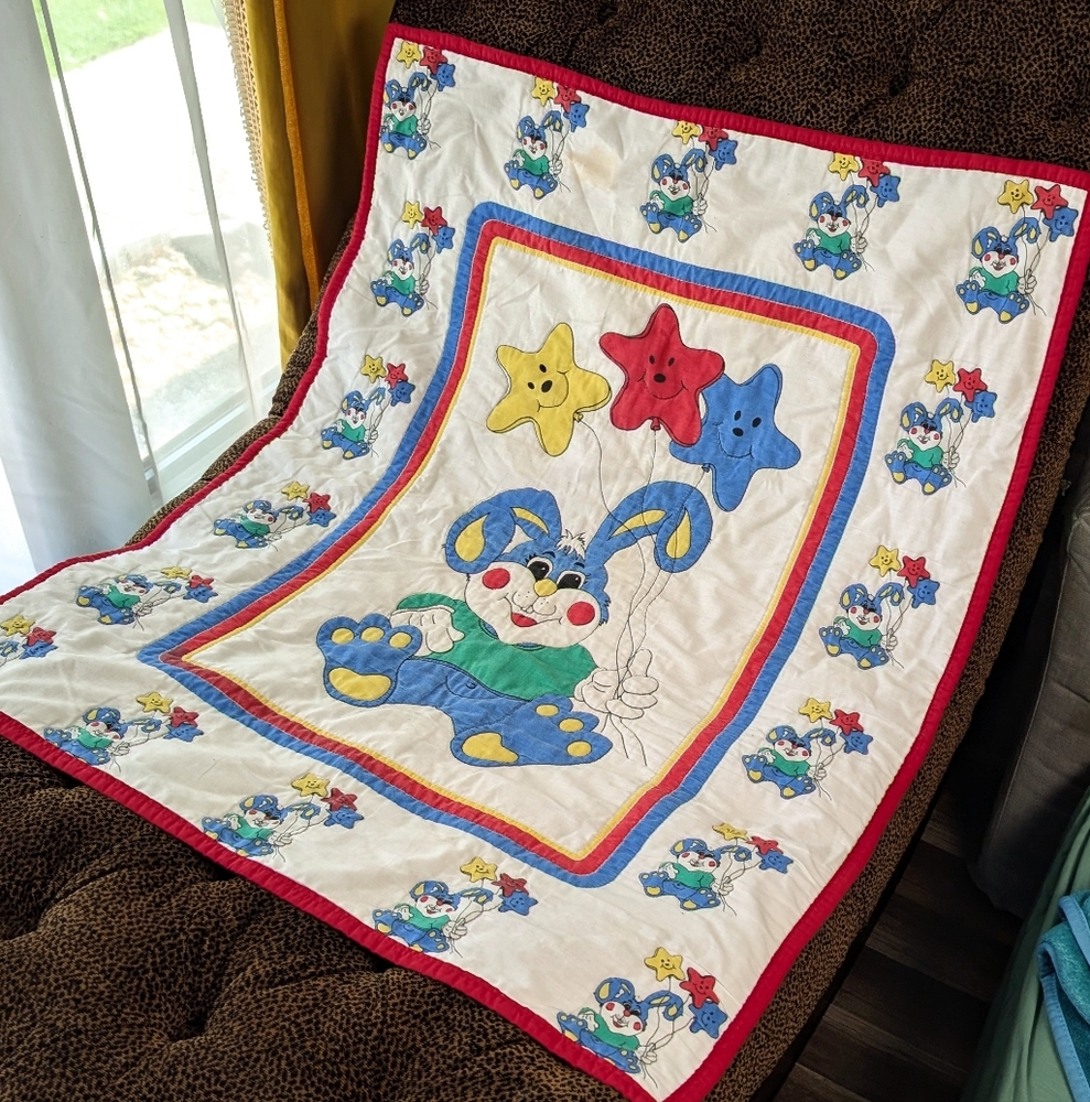Vintage Blue Bunny Rabbit w/ Yellow Red Blue Star Balloons Crib Sheet 80s 90s